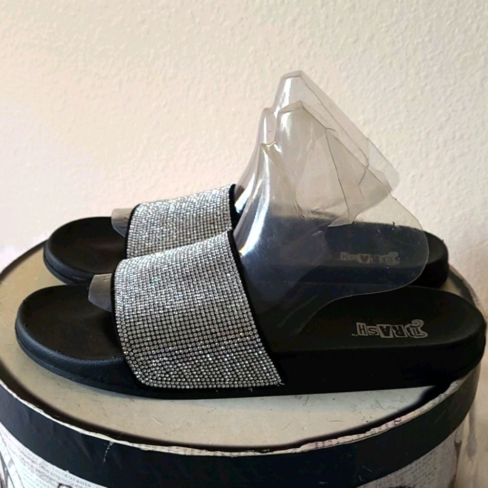 Brash Silver Shiny Sliders